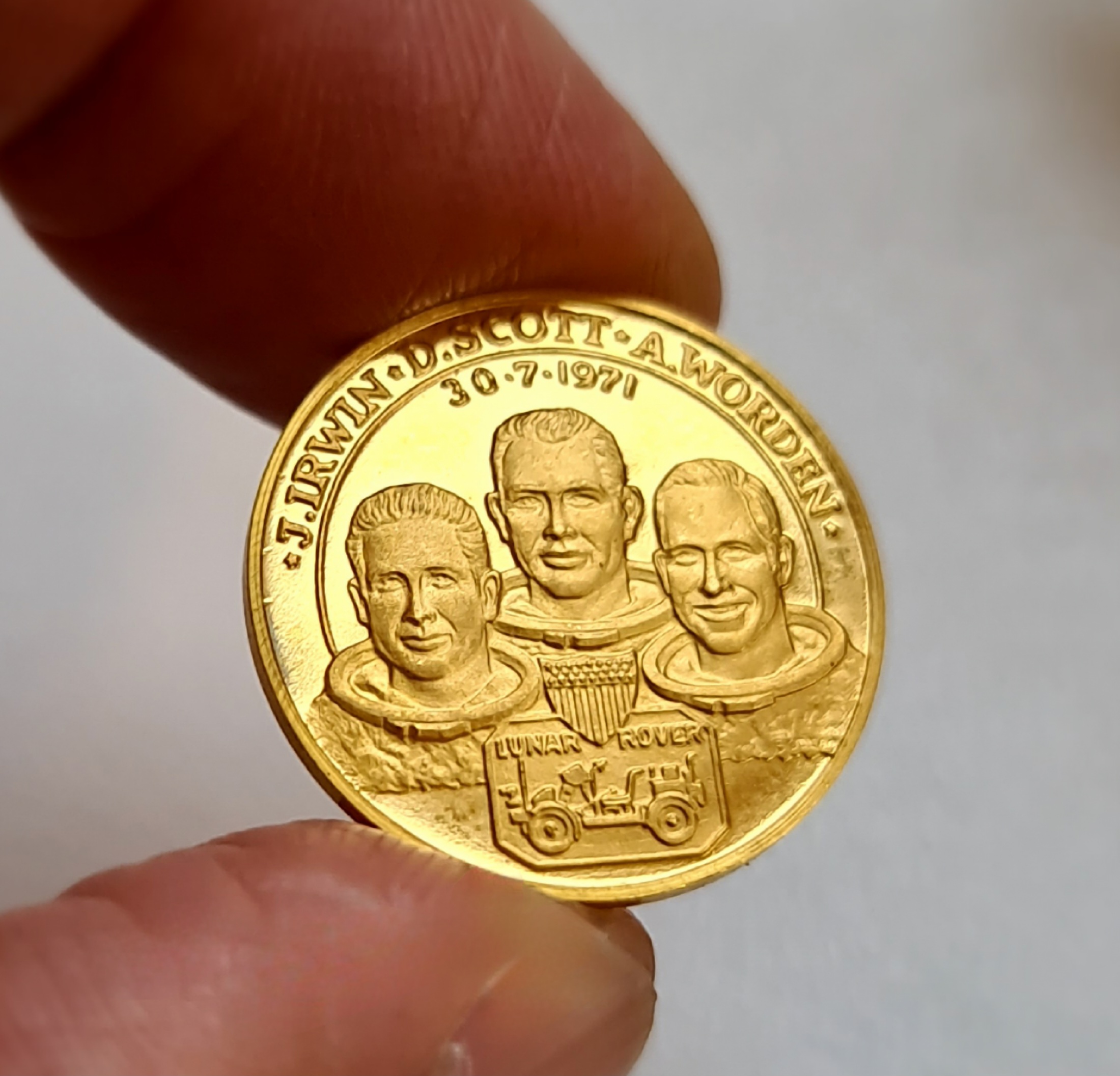 MEDAILLE COMMEMORATIVE EN OR APOLLO 15